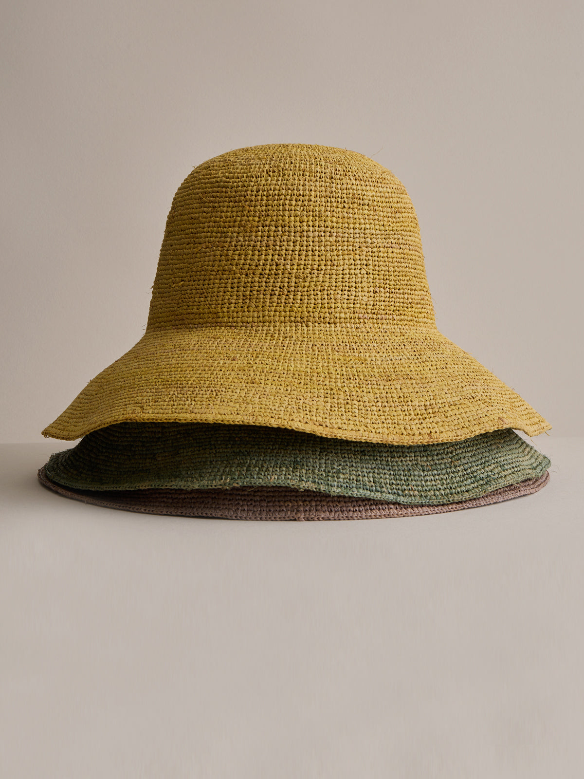 Azores honey natural raffia cloche — handcrafted | Club Hapuna