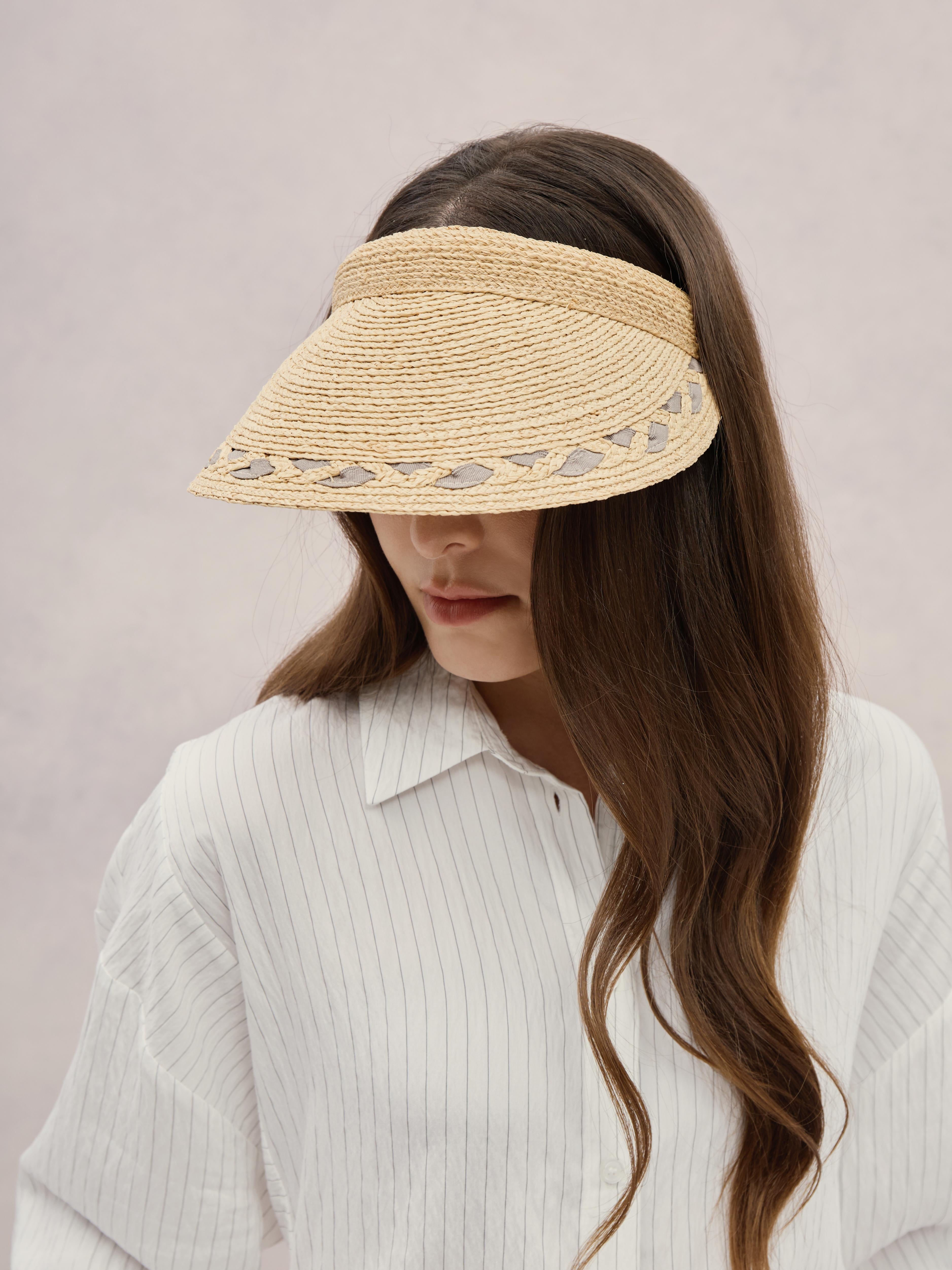 Club Hapuna Malta — grey Madagascar raffia slide-on visor