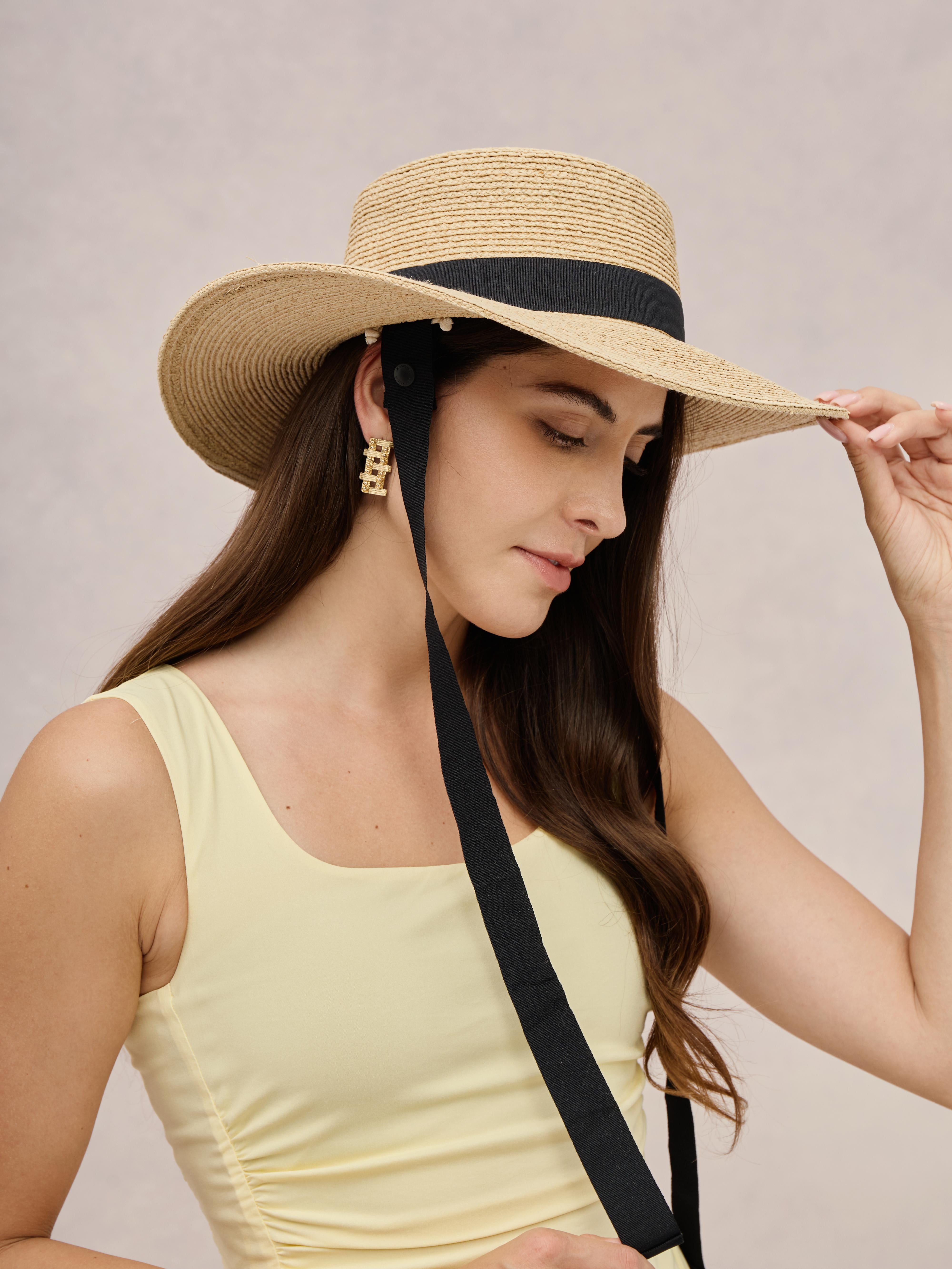 Comino charcoal raffia boater hat — ribbon tie, vintage style | Club Hapuna