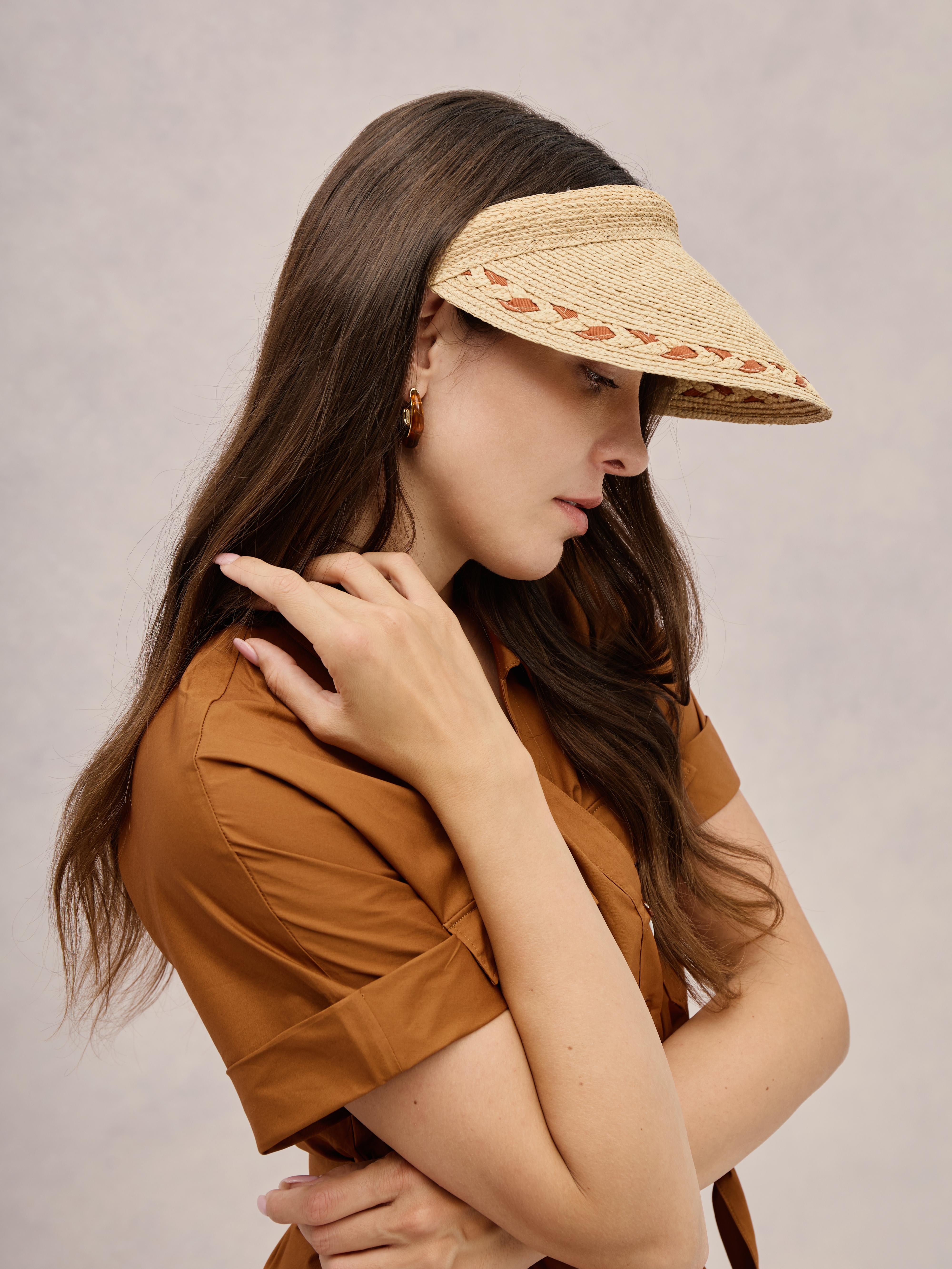 Club Hapuna Malta — brownish Madagascar raffia slide-on visor