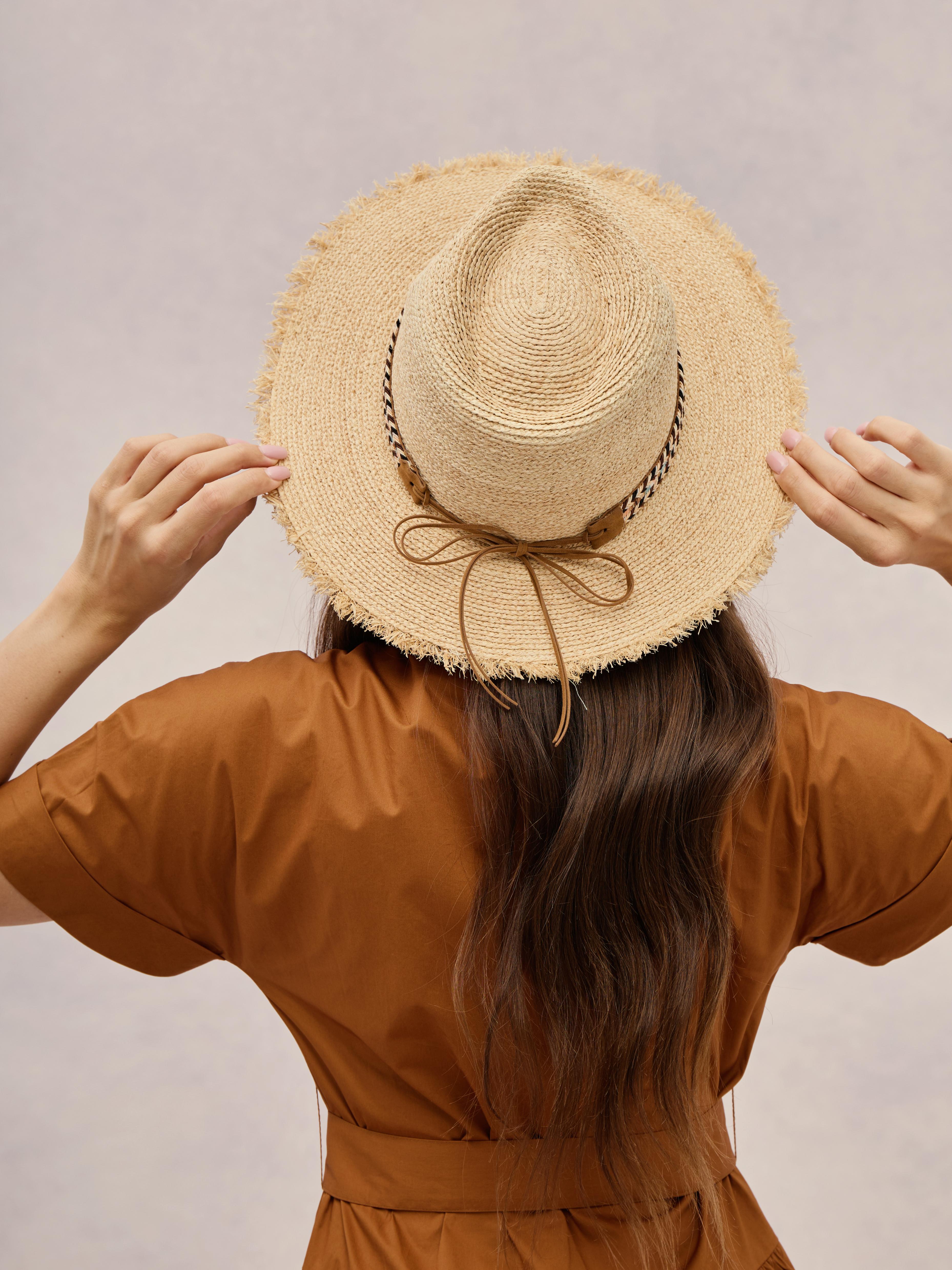 Club Hapuna Chumbe — Madagascar raffia hat multitone braided band