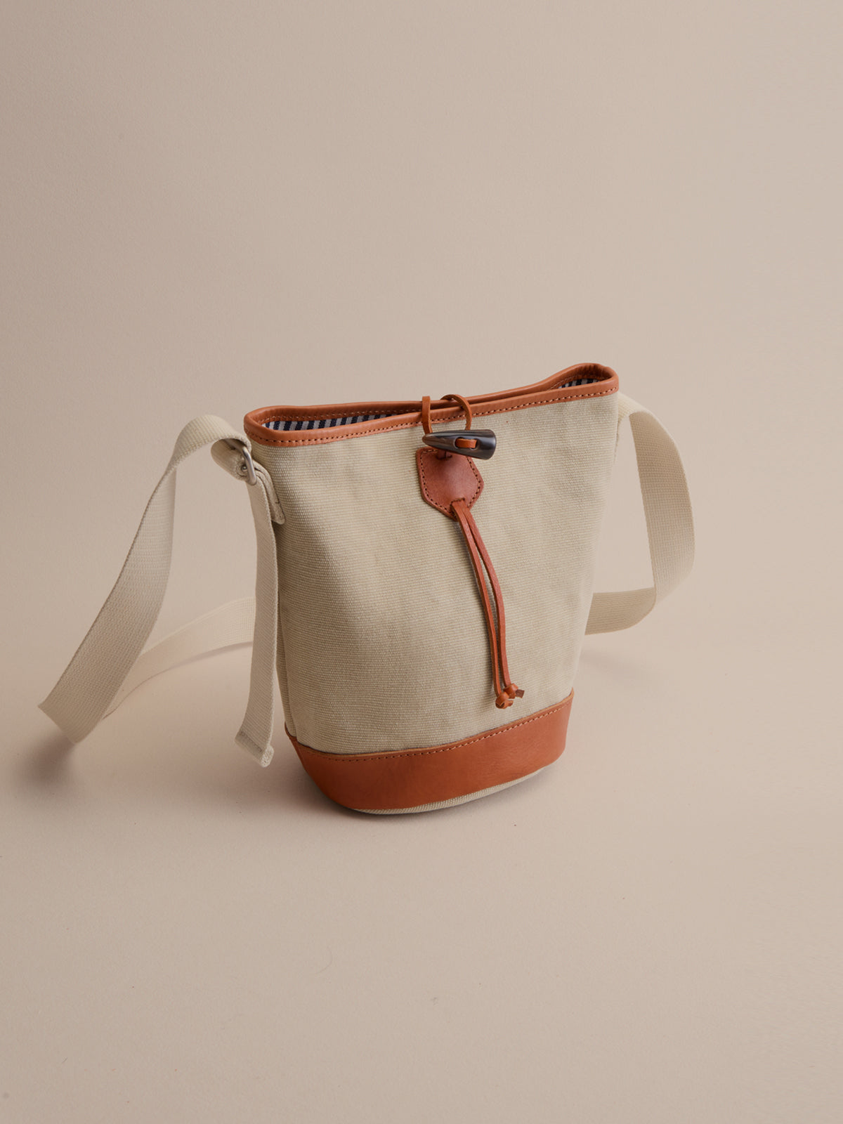 Highland Toggle Bucket Bag
