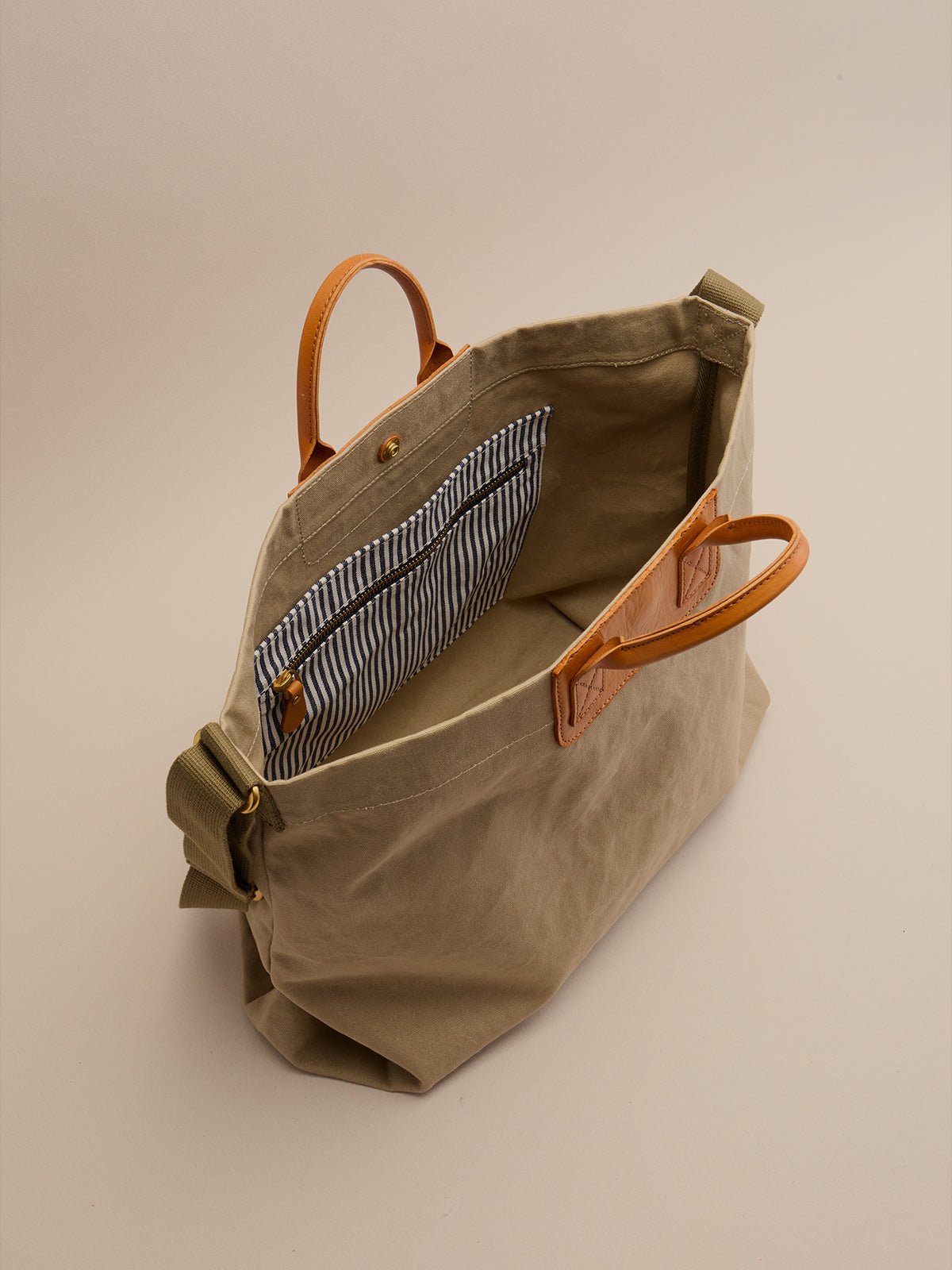 City Commuter Canvas Tote
