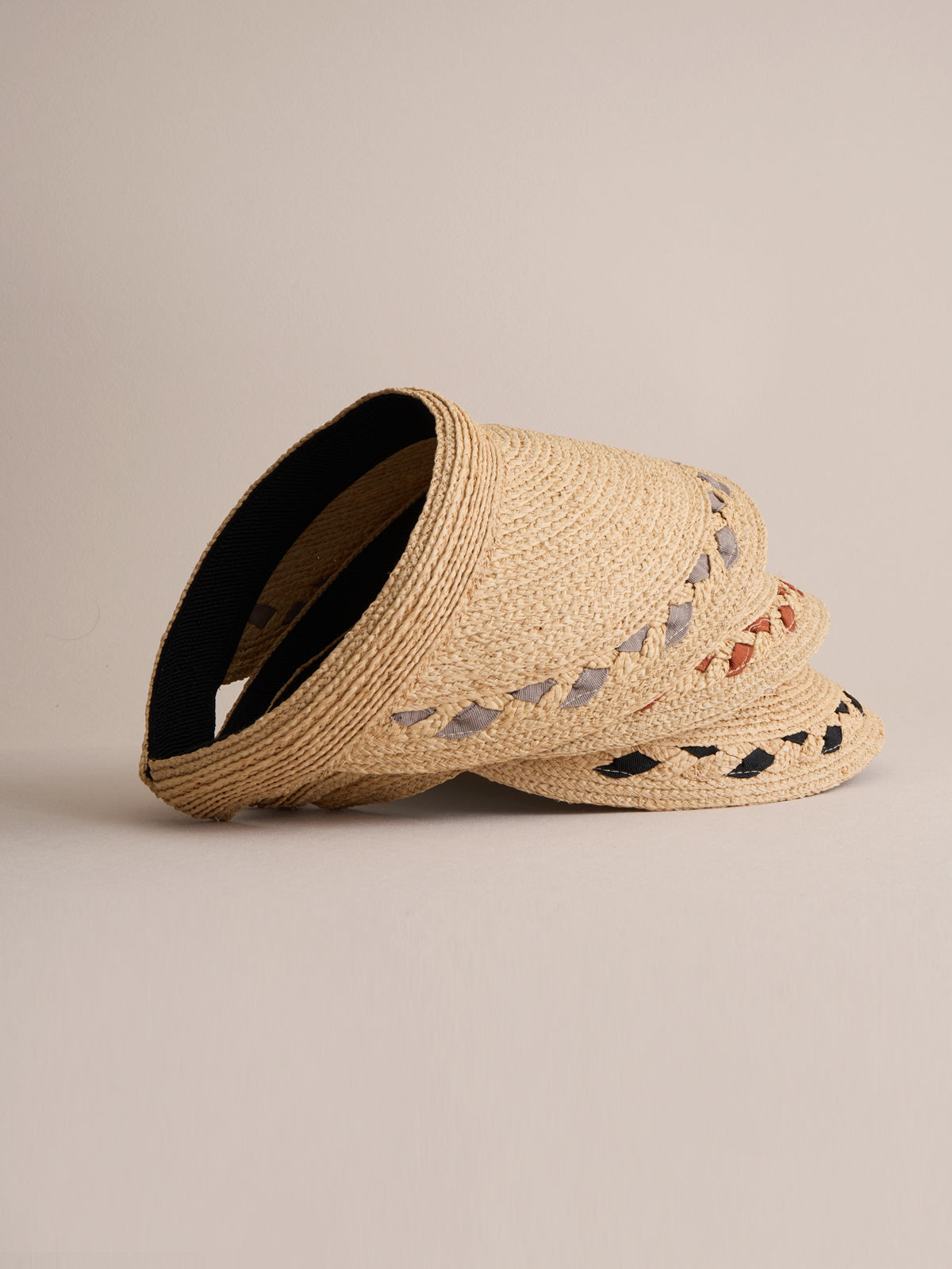 Malta brownish natural raffia visor — handcrafted | Club Hapuna