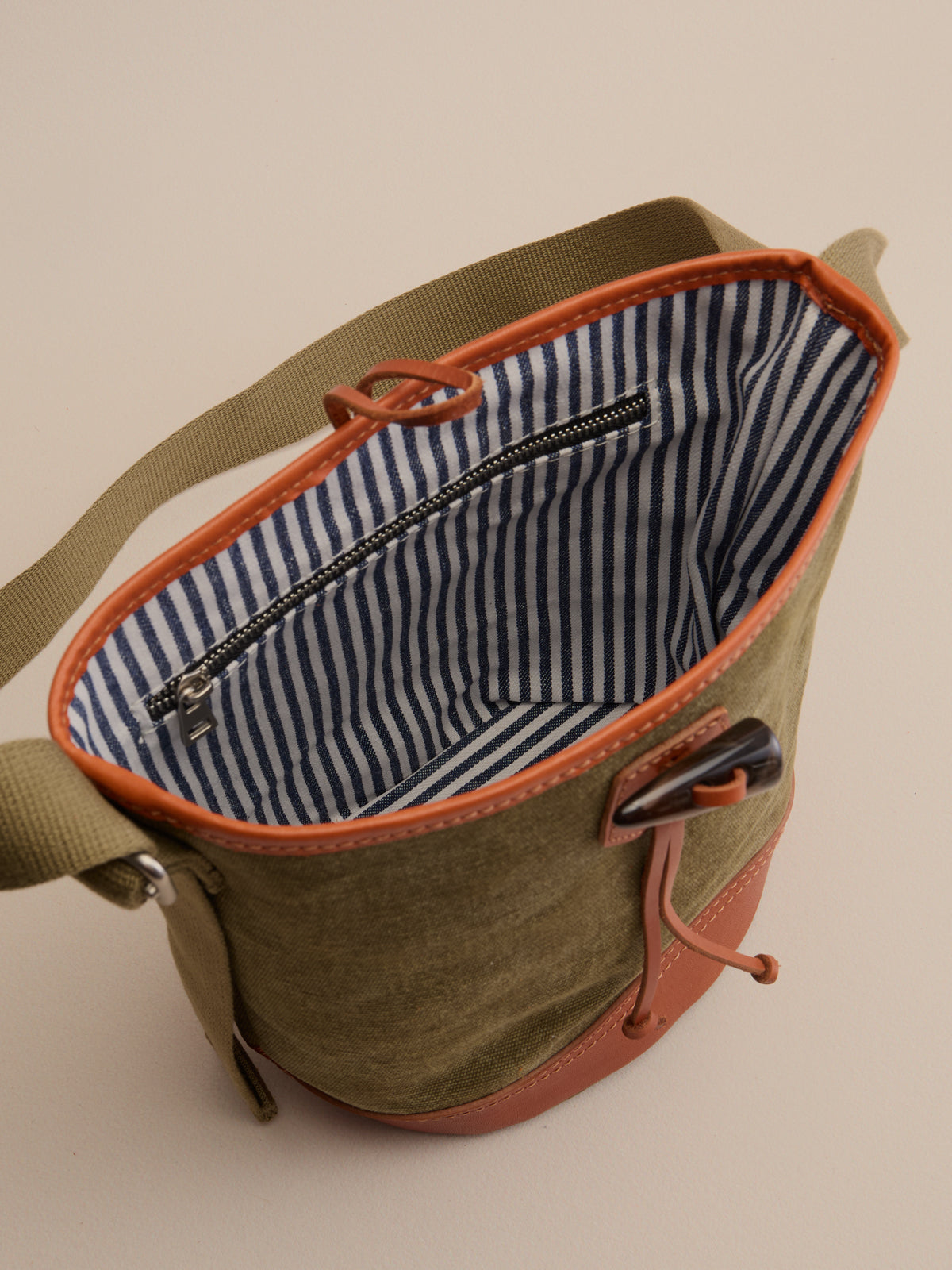 Highland Toggle Bucket Bag