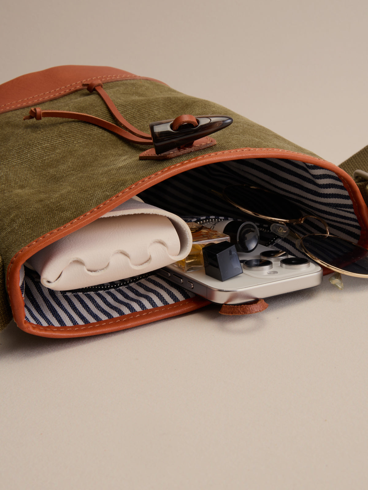 Highland Toggle Bucket Bag