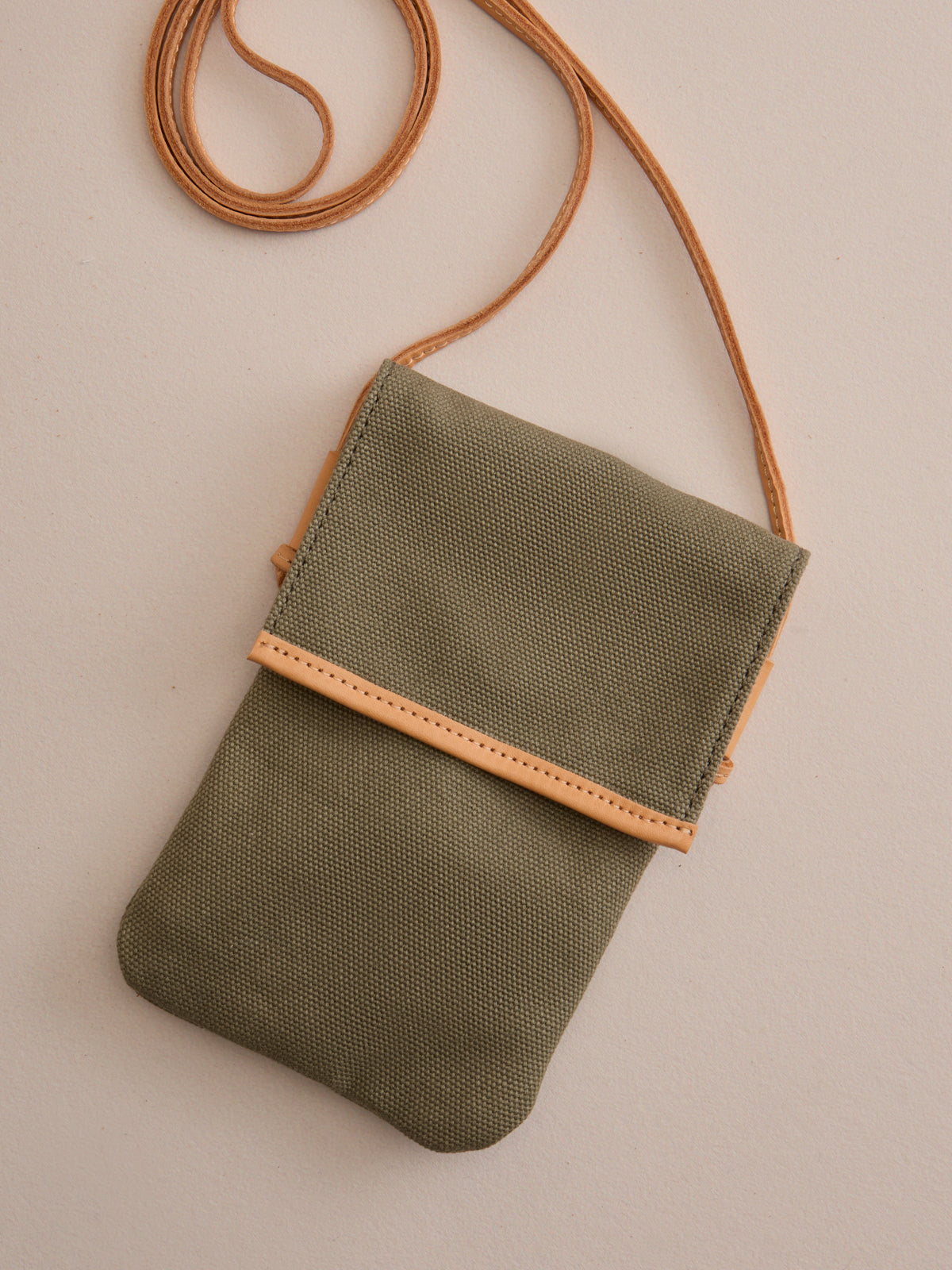 Nomad Crossbody Pouch