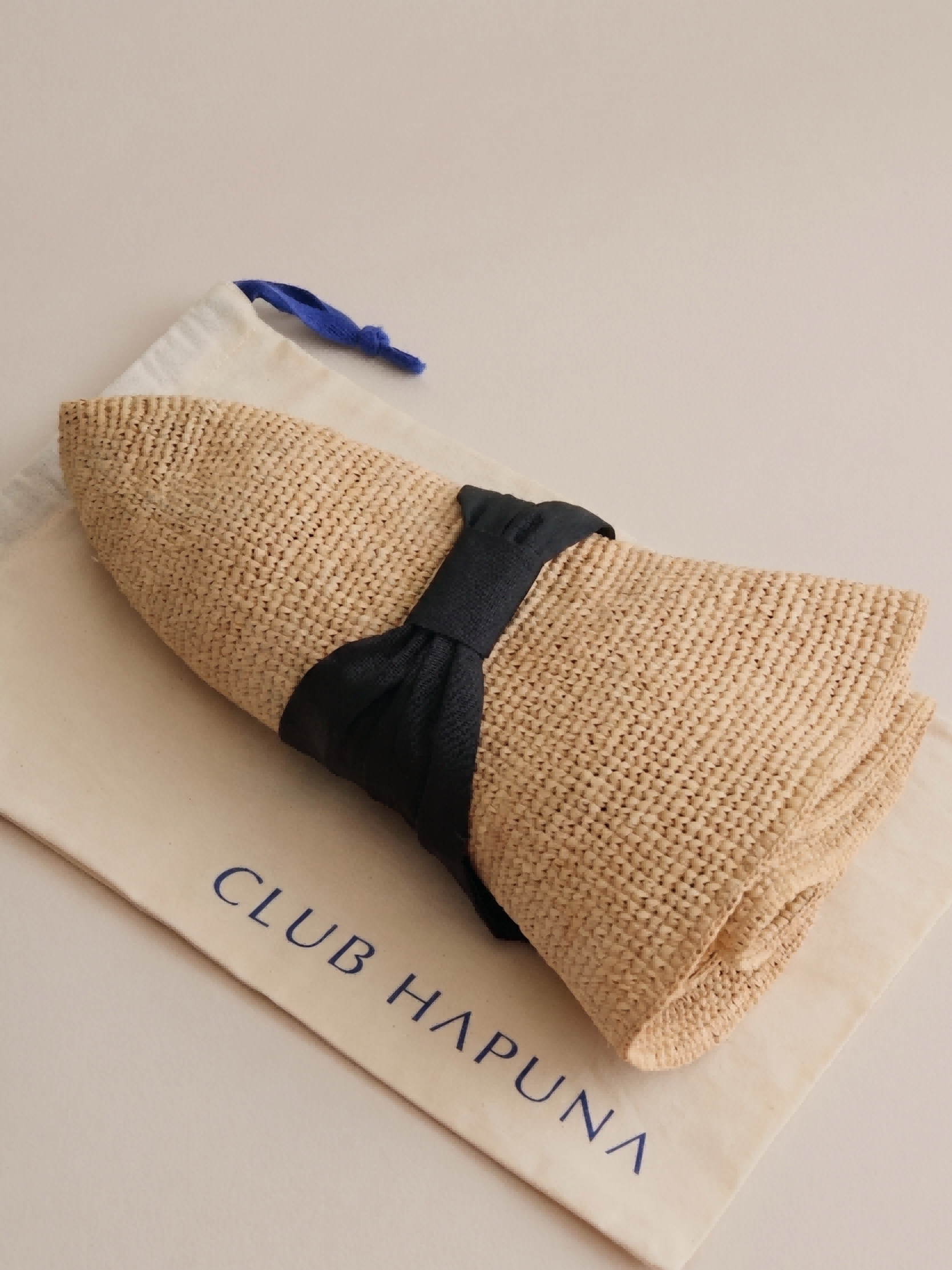 Maya packable black Madagascar raffia wide-brim hat | Club Hapuna
