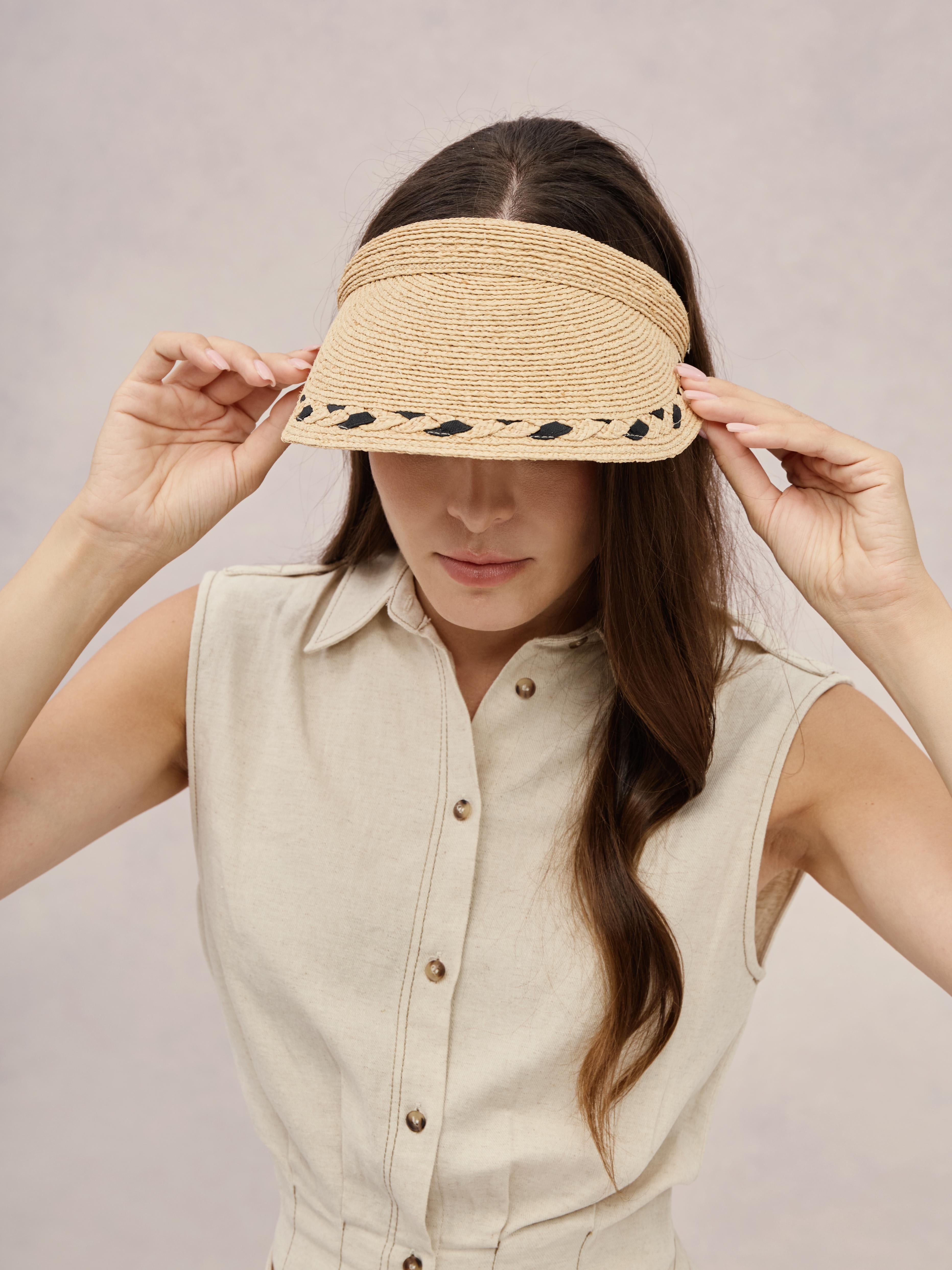 Club Hapuna Malta — black Madagascar raffia slide-on visor