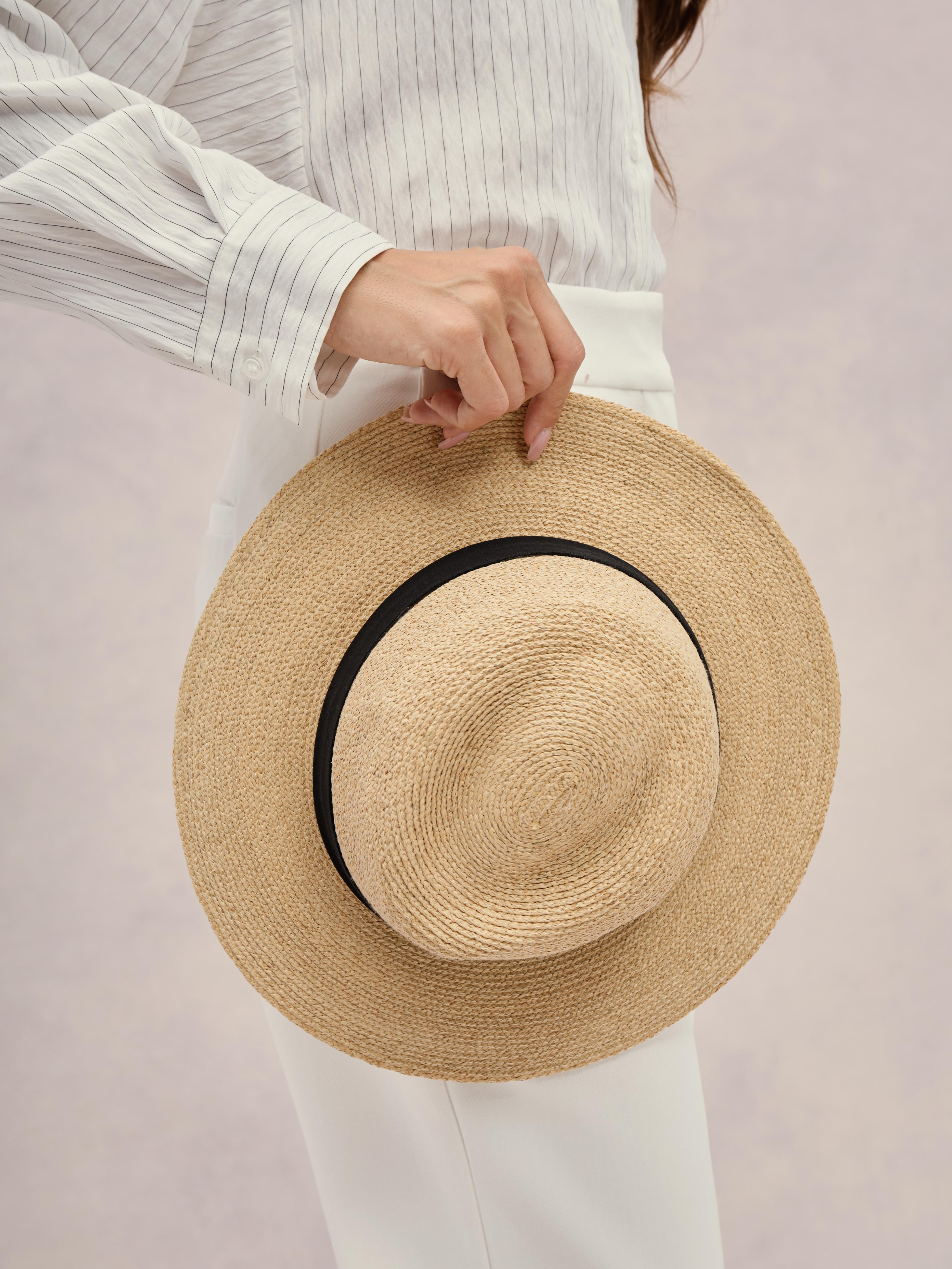 Handcrafted charcoal Madagascar raffia fedora — Ponza | Club Hapuna