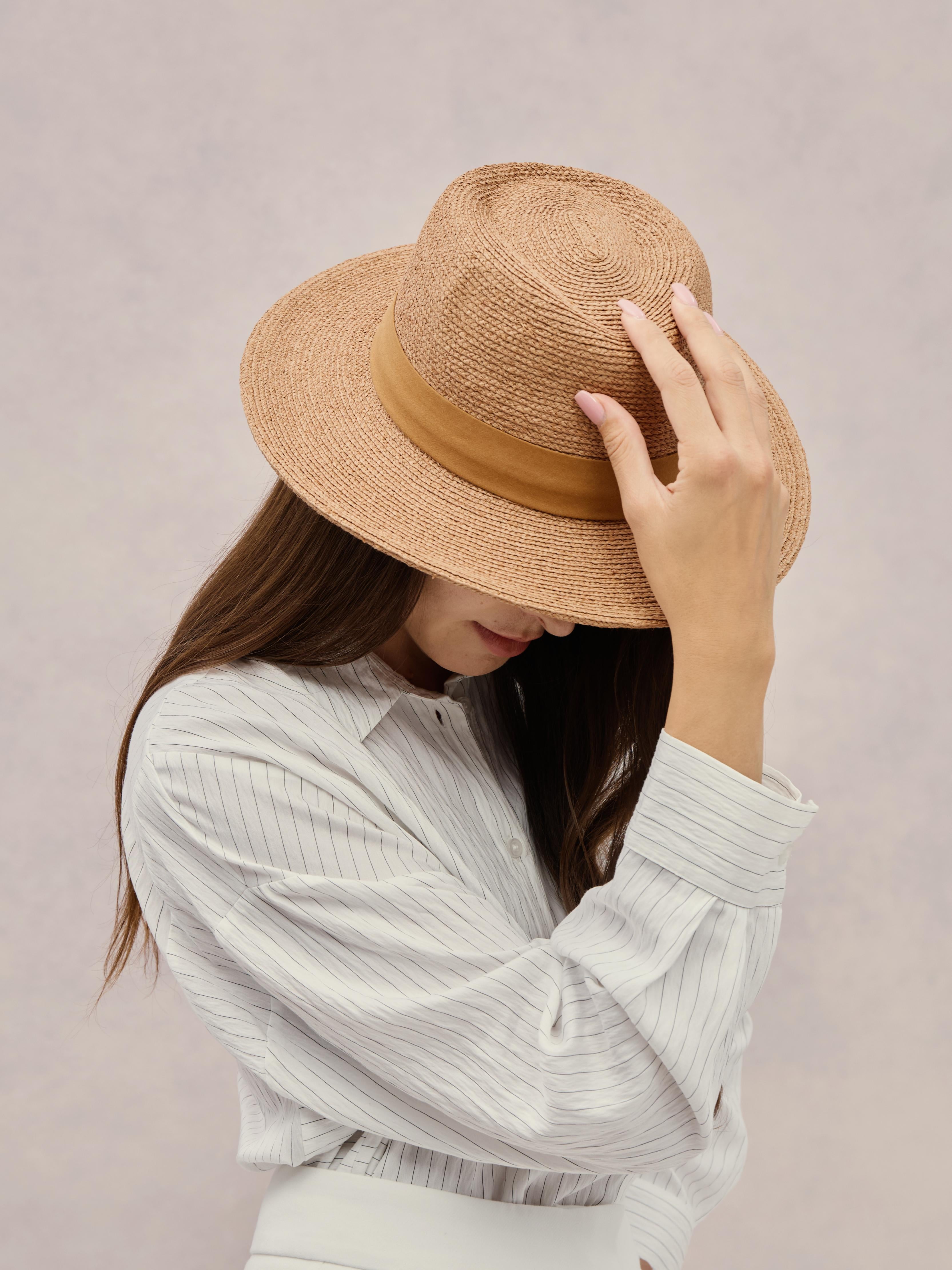 Club Hapuna Ponza — tan Madagascar raffia fedora with band wrap