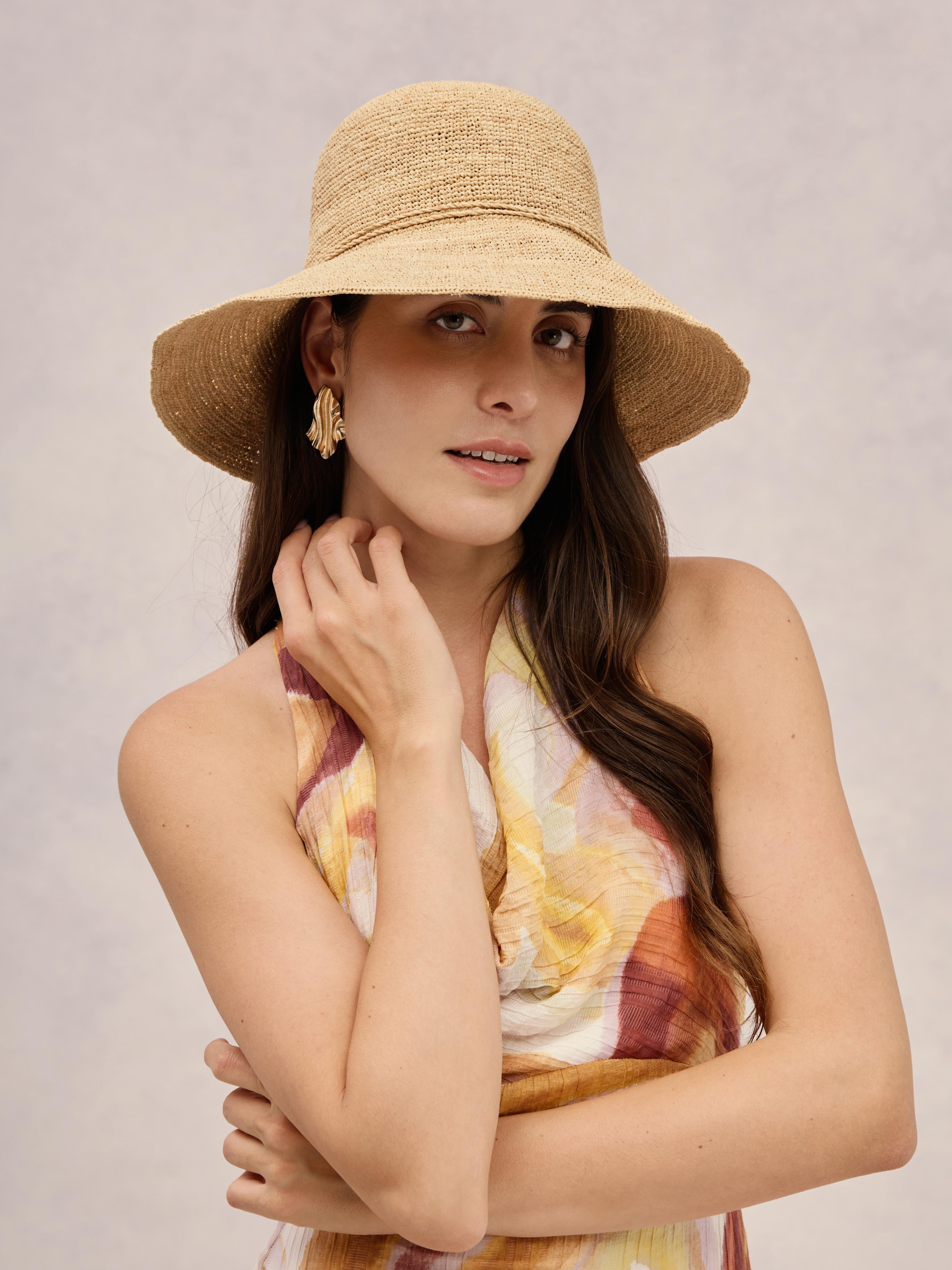 Club Hapuna Ibiza I — Madagascar raffia sun hat with string trim