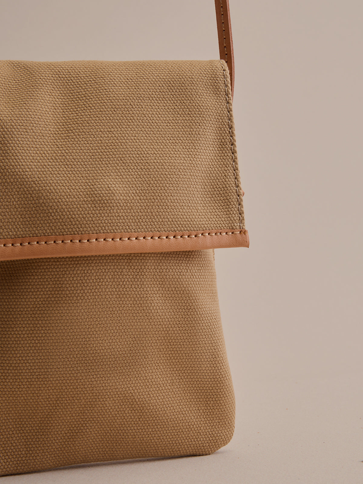 Nomad Crossbody Pouch