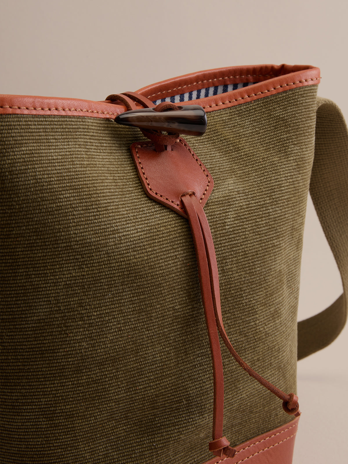 Highland Toggle Bucket Bag