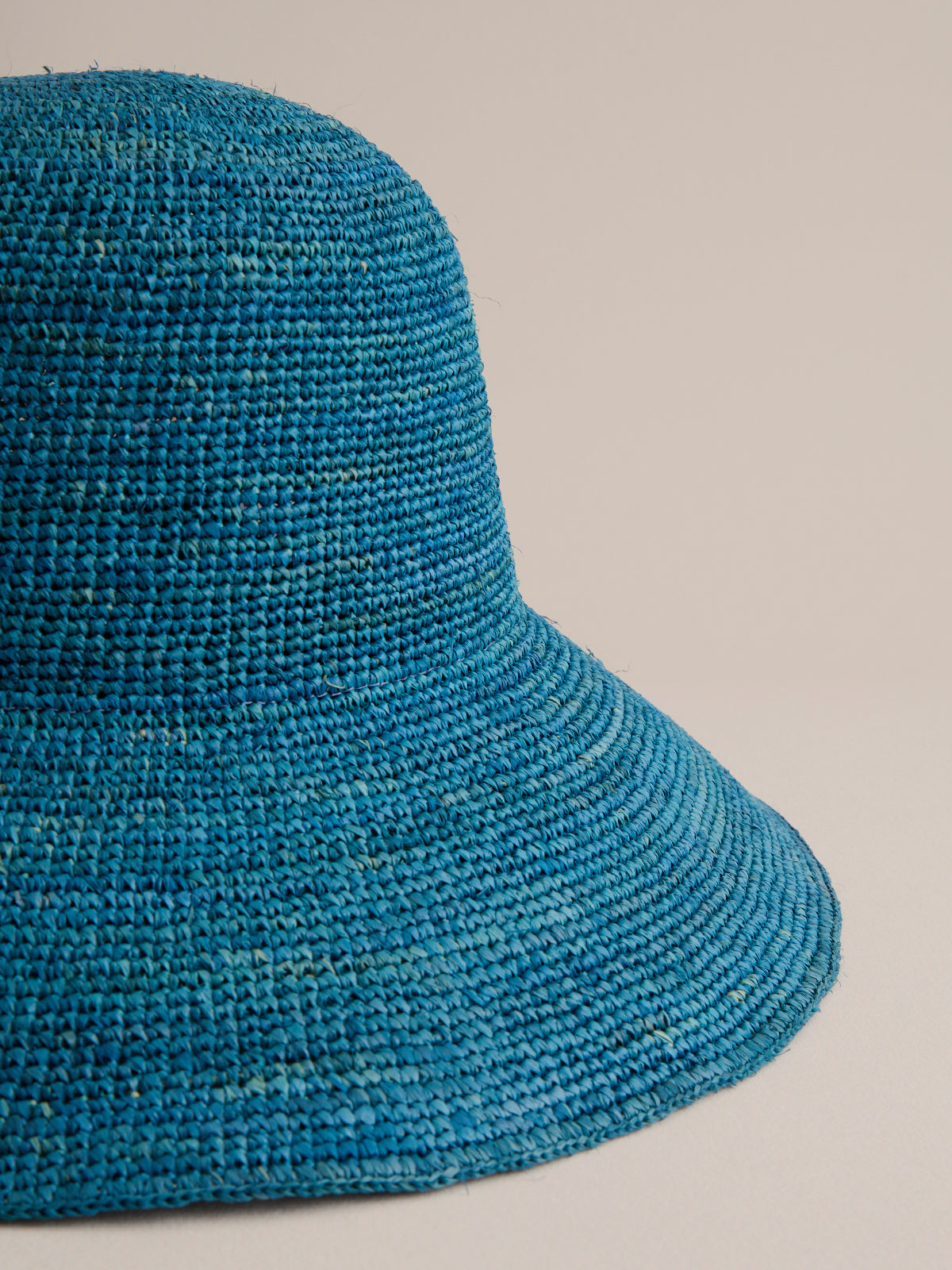 Azores lagoon natural raffia cloche — handcrafted | Club Hapuna