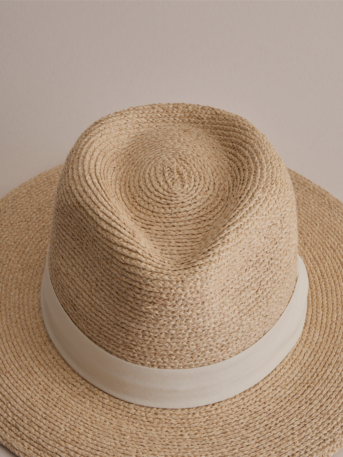 Ponza (Ivory)