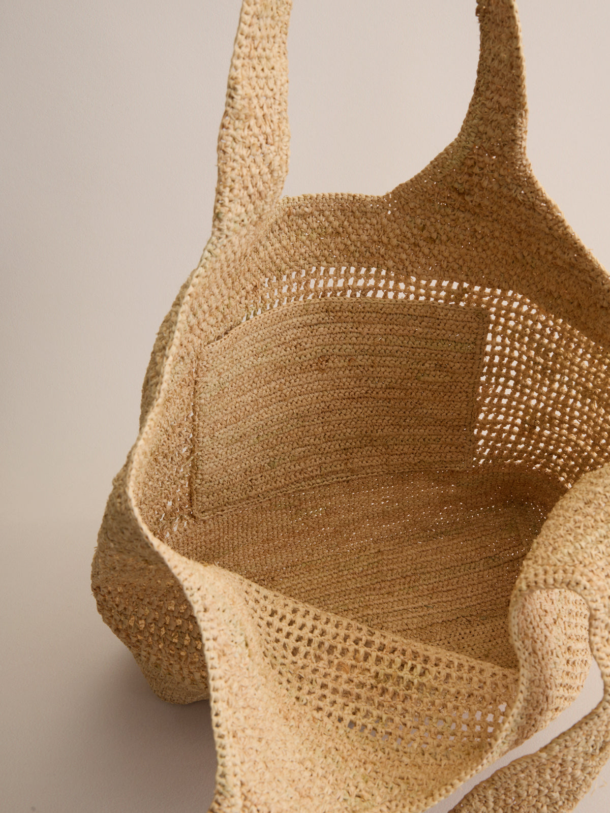 Classic Raffia Tote