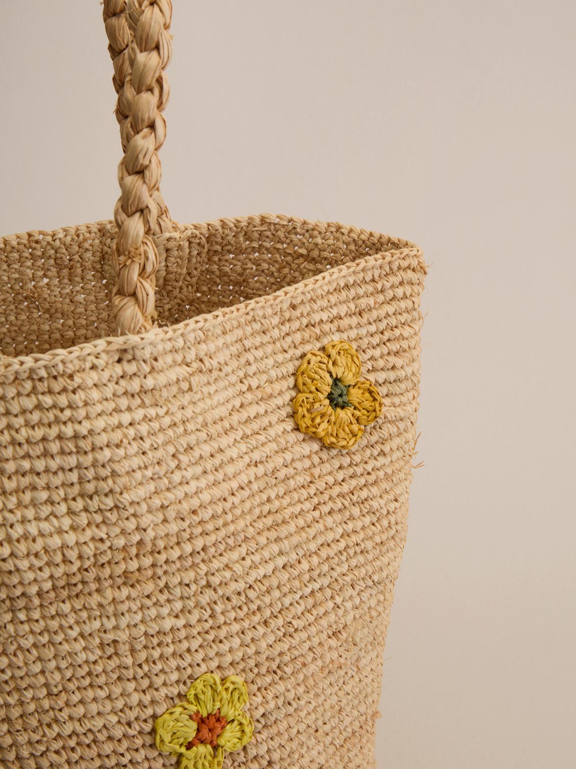 Flower Raffia Tote