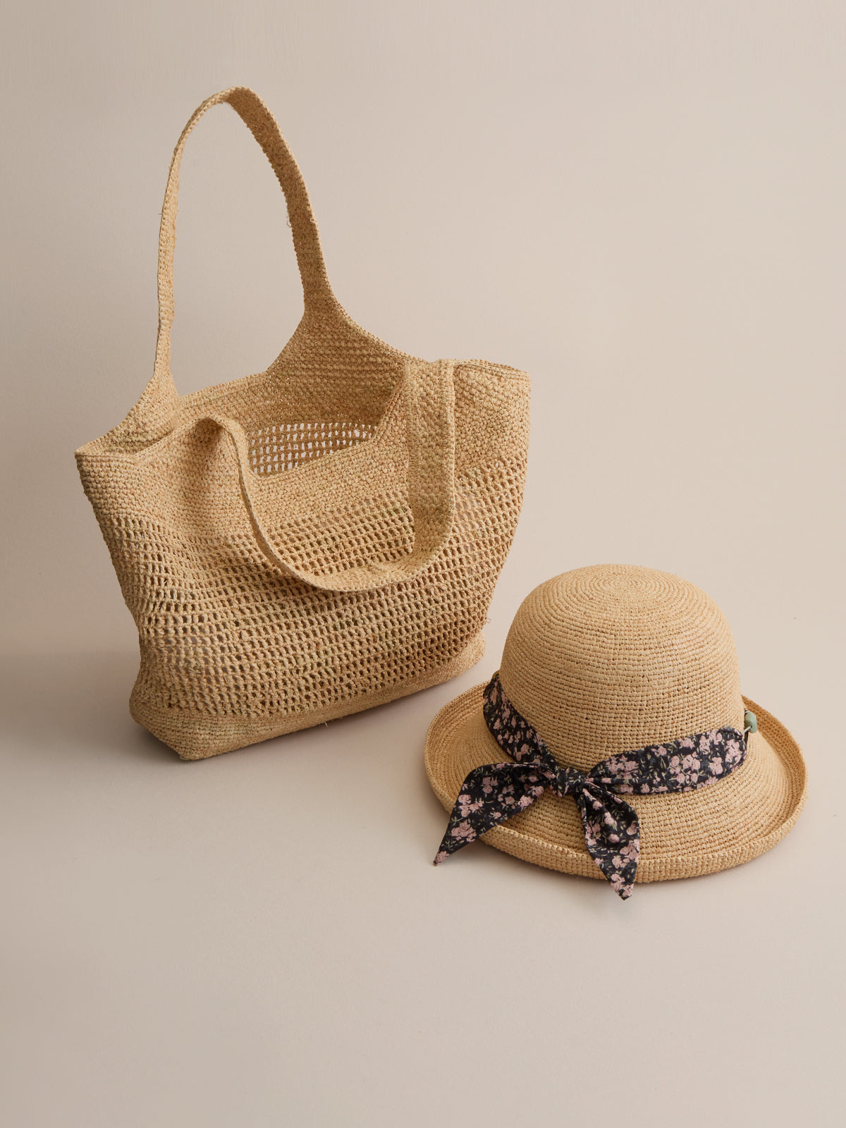 Classic Raffia Tote